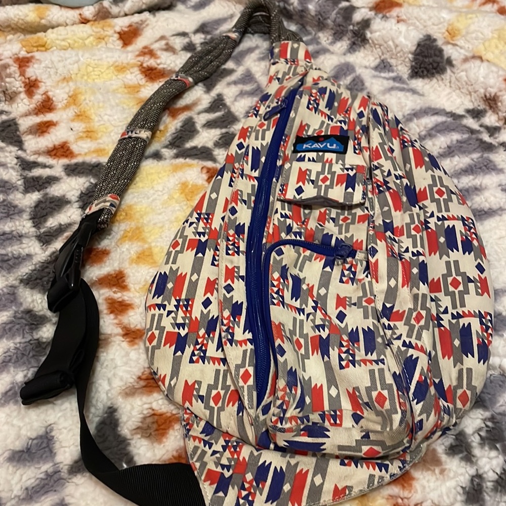 KAVU - Picture 7 of 13